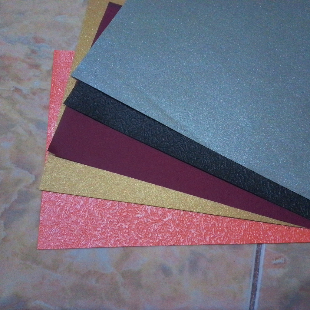 

KERTAS FANCY KERTAS KADO EMBOS TIMBUL GIFT CRAFT PREMIUM POTONGAN UKURAN LARGE