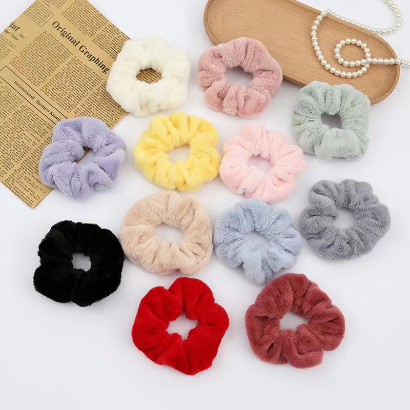 EryoneStore Ikat Rambut SCRUNCHIE Korea Model BULU KOREA / Kunciran Rambut Model Korean / Ikat Rambut Cepol Korea