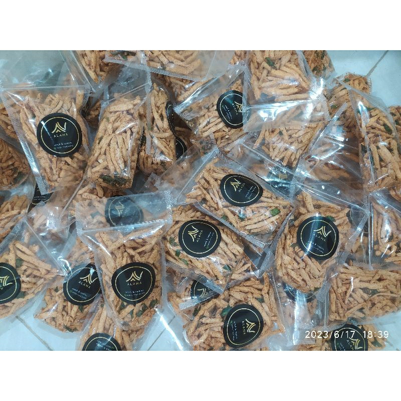 

Basreng pedas daun jeruk