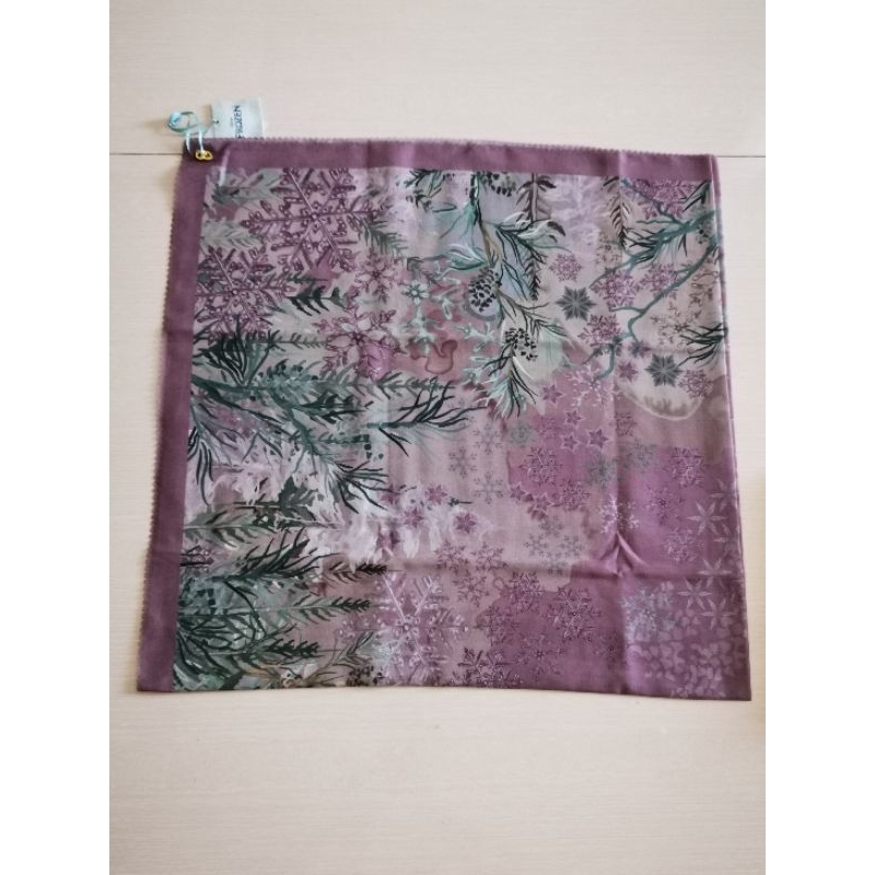 BUTTONSCARVES X DISNEY frozen series