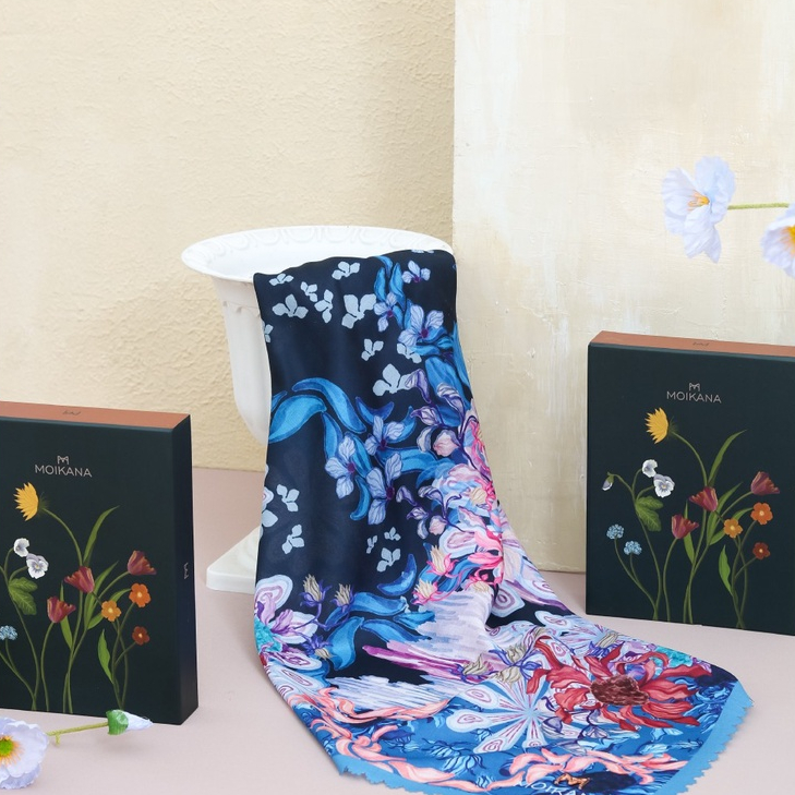 BLOSSOM BLISS - NAVY INK - VOILE SQUARE / PRINTING SCARF / PRINTING HIJAB / VOAL PRINTING