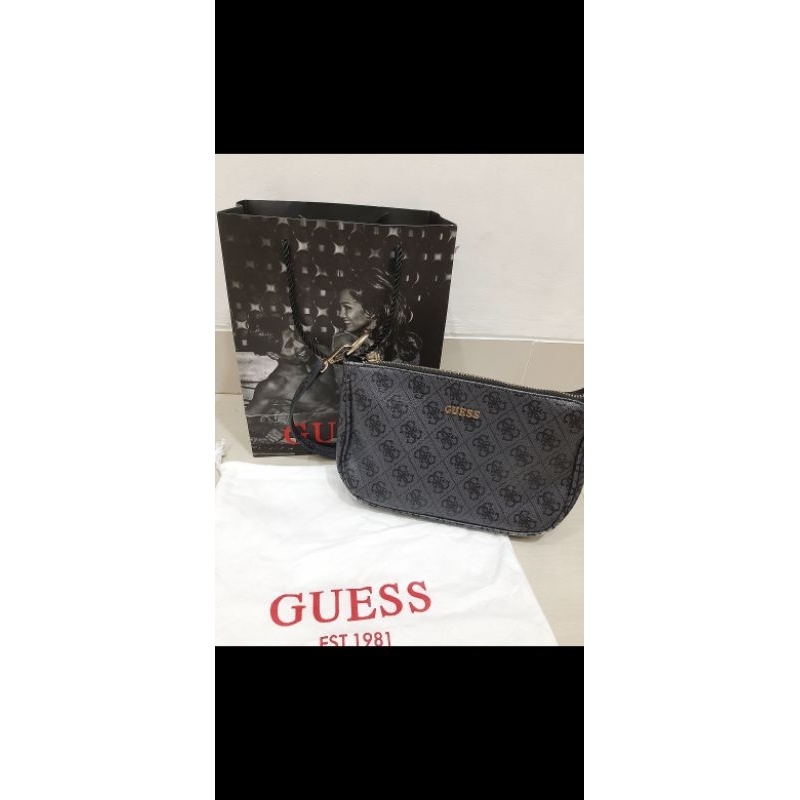 Preloved Guess Shoulder Bag