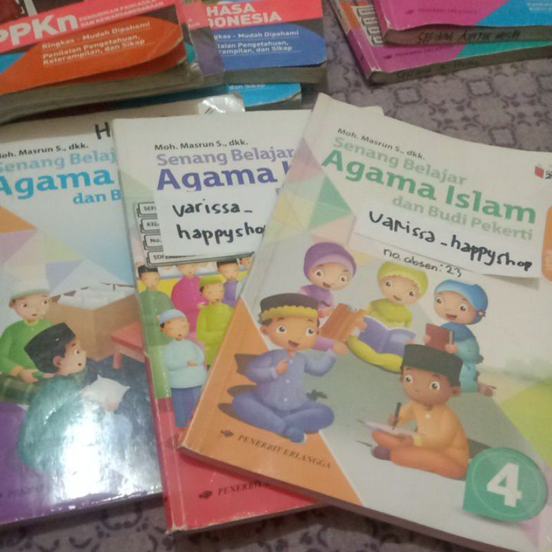 buku (bekas) original Senang belajar agama Islam Erlangga kelas 4 5 6