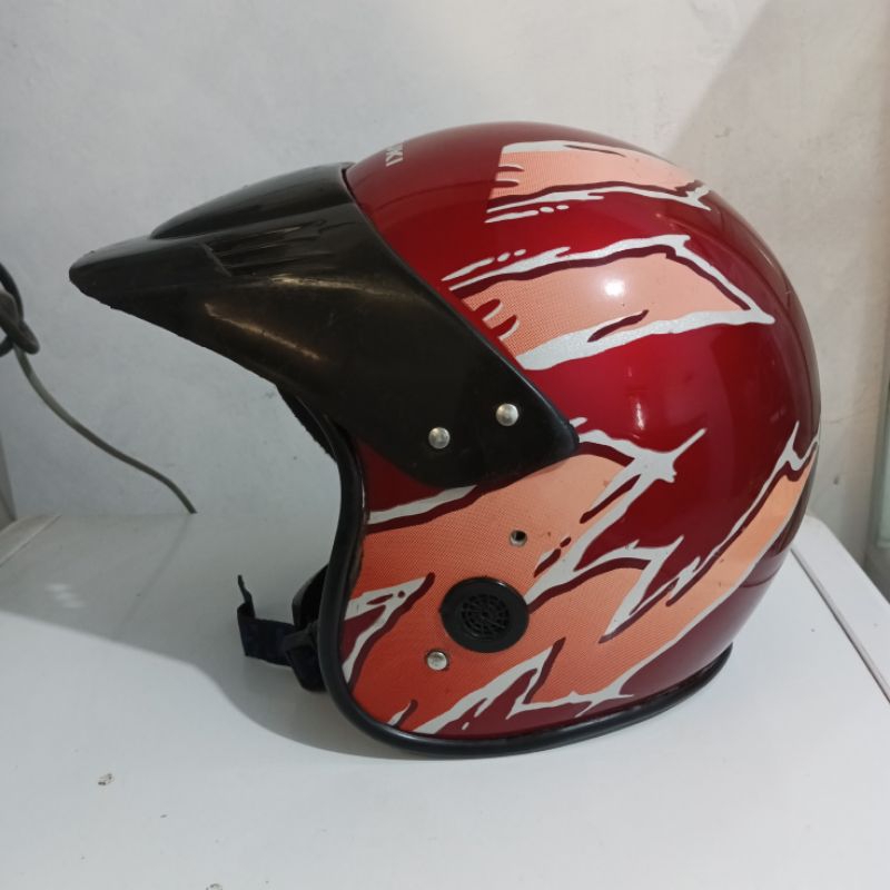 helm Suzuki TS jadul