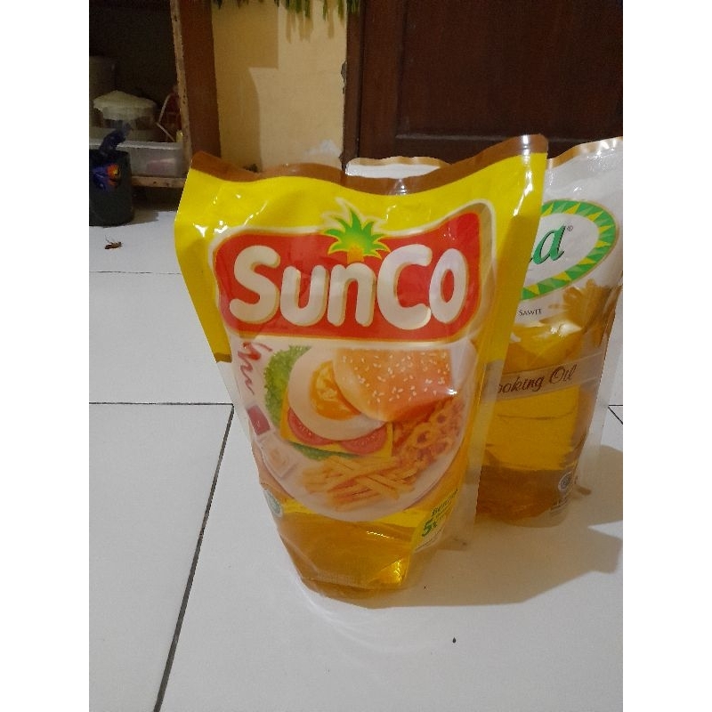

minyak goreng refill Sunco