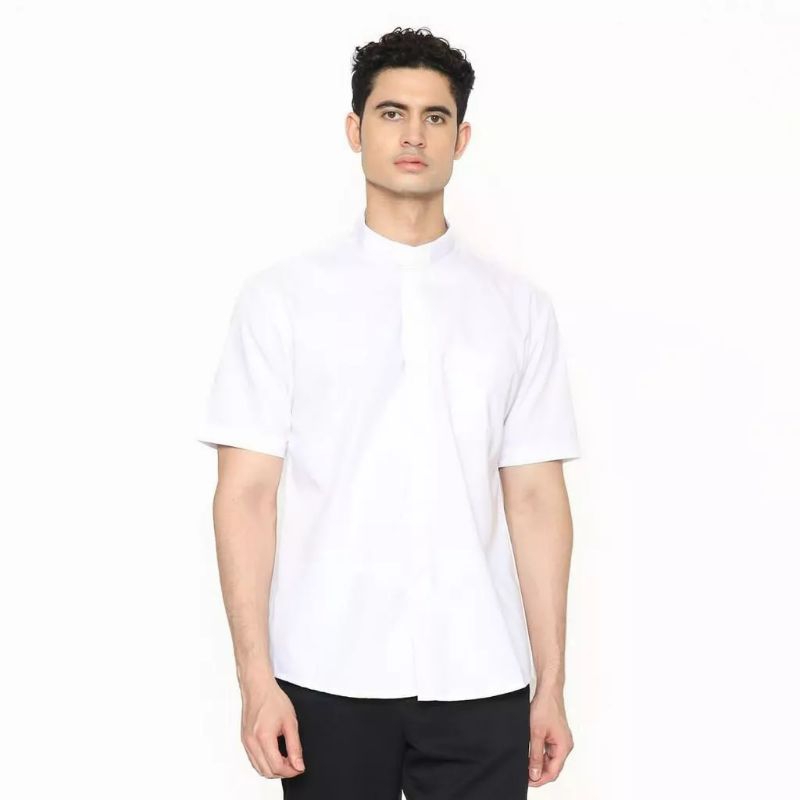 kemeja collar pendeta pria
