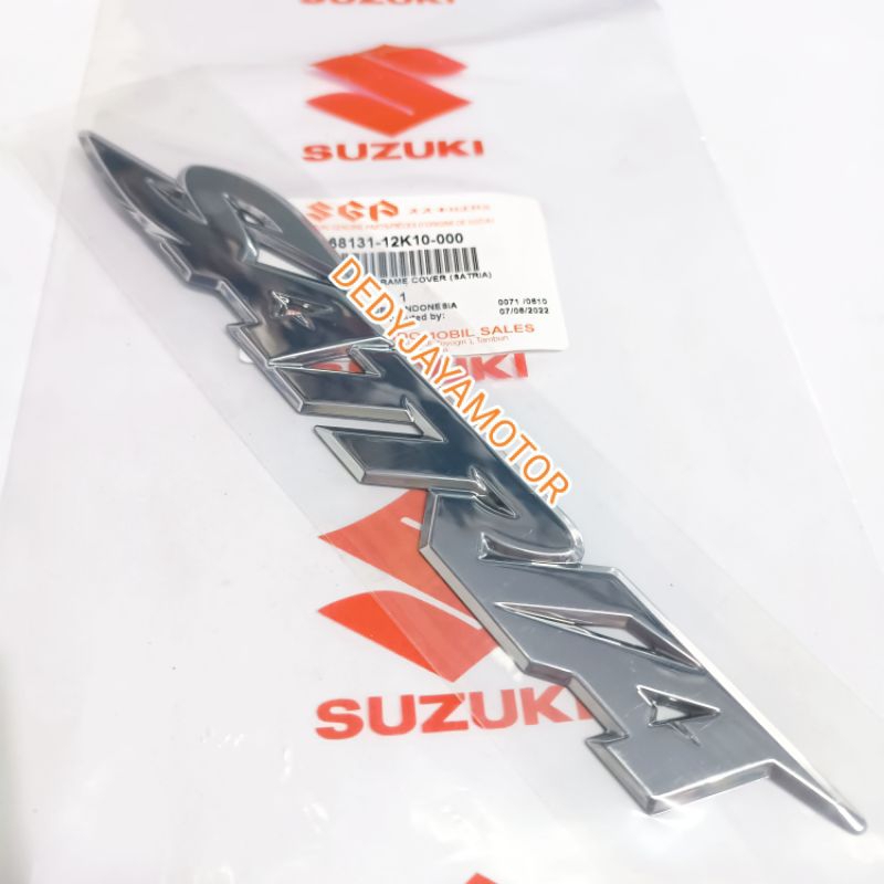 Emblen Logo Satria fu injeksi original 68131-12K10-000 Logo emblen Tulisan Body Suzuki Satria fu injeksi original Suzuki genuine parts