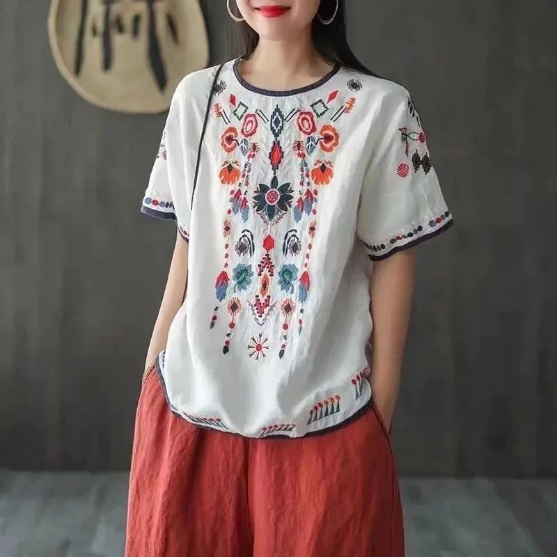 Atasan Wanita Kekinian Divya Blouse Bohemian Bordir Etnic Atasan Lengan Pendek Katun Kemeja Katun Linen Adem Nyaman Dipakai Sehari Hari OOTD Keren Pakaian Wanita