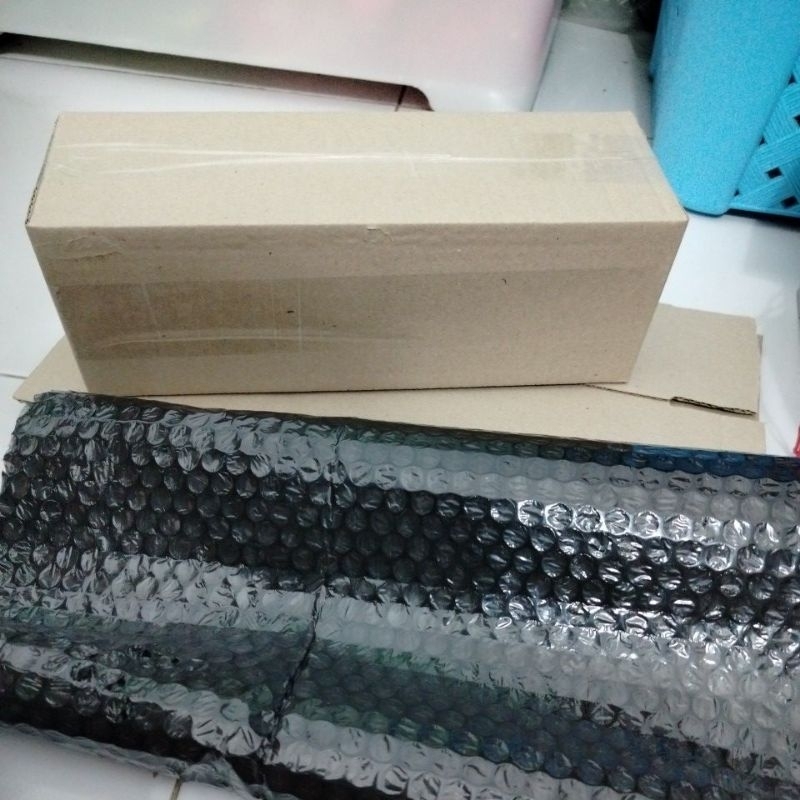 

Tambahan Bubblewrap / kardus untuk packing lbh aman