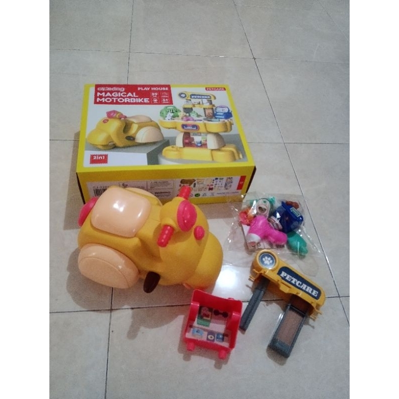 preloved mainan magical motorbike playhouse edisi petcare | mainan anak 2 in 1 hewan anjing kucing p