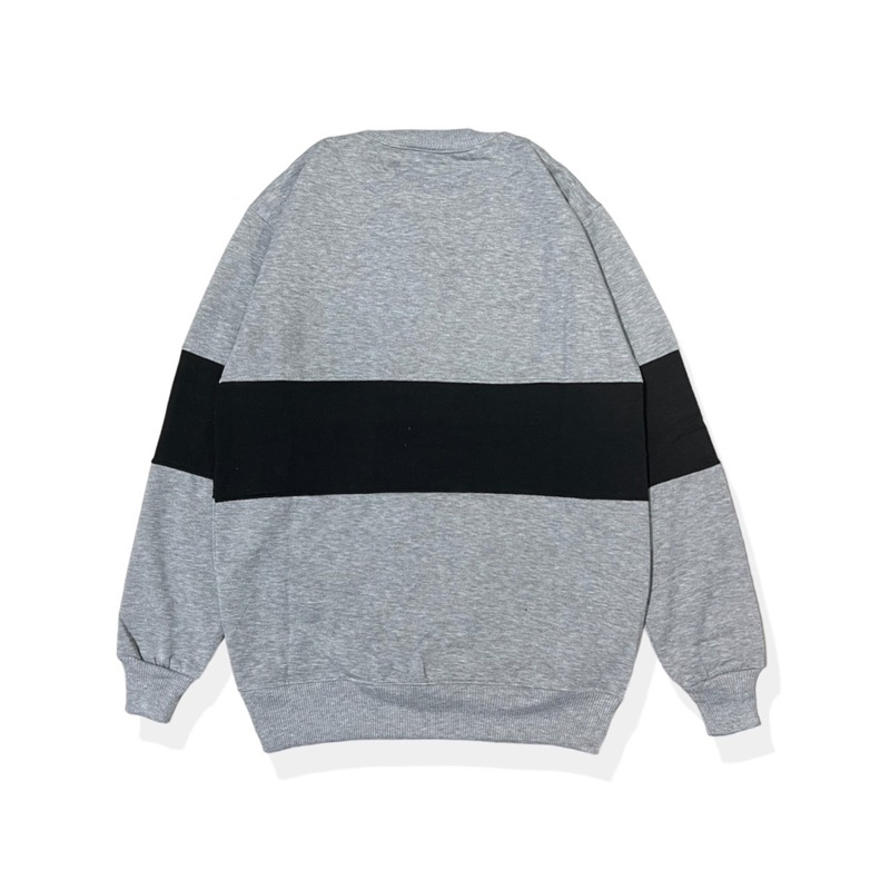 PHOMPPHIESS Sweater Crewneck Abu Muda Strip Hitam Sweater Kombinasi Pria Wanita