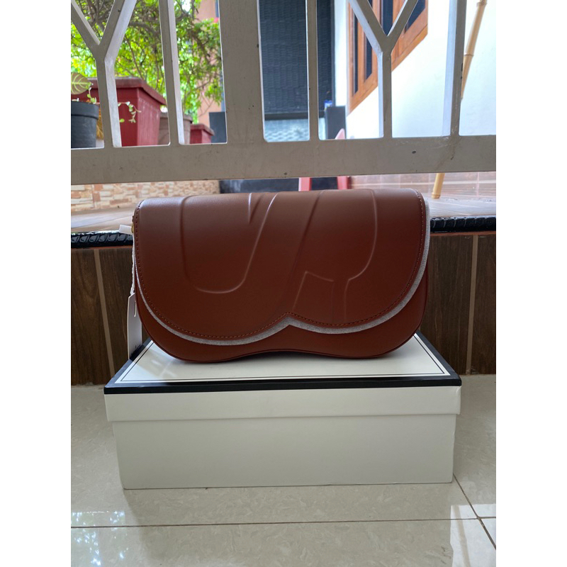 THE JENNY BAG BUTTONSCARVES