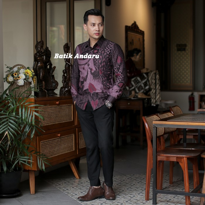 Batik Pria Slim Fit Lengan Panjang Premium Modern Heem Elegant Warna Lilac Ungu