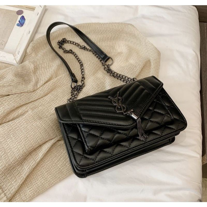 Tas Selempang Kulit Amelia