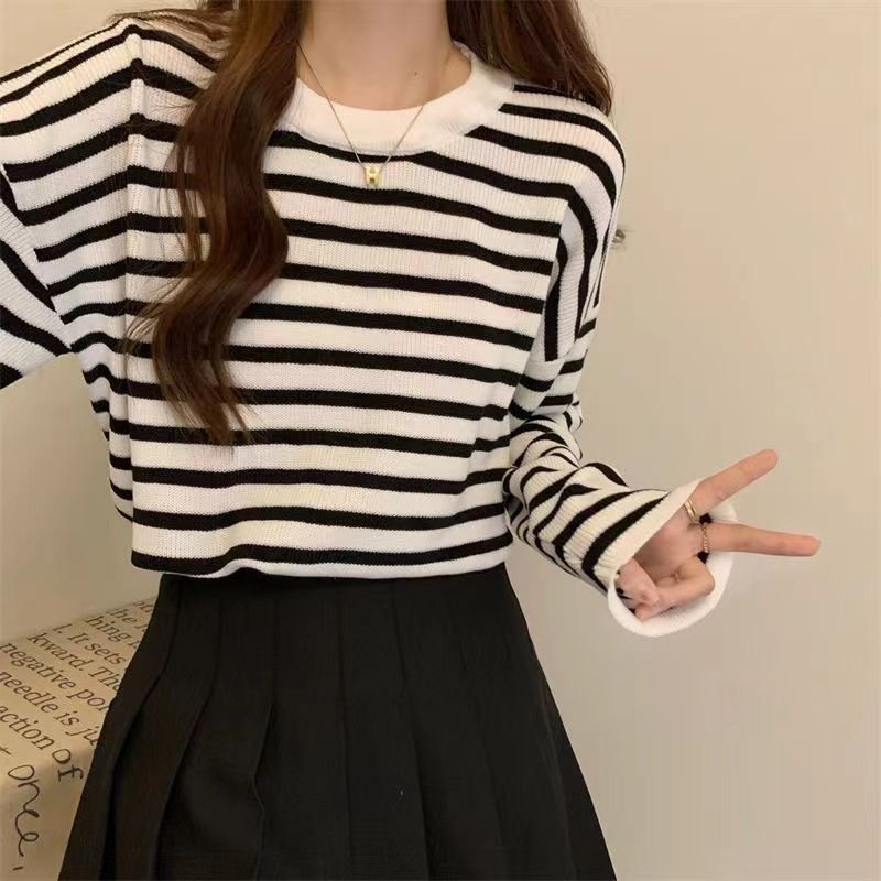 BEARYJEANS Striped Loose Knitted Sweater Casual Sweater Lengan Panjang Rajut Bergaris Style Korea Import Premium - BJ090