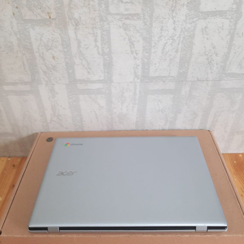Acer Chromebook 311 (Touchscreen) intel celeron N4020 Ram 4Gb Os.Chrome Super Slim, Ringan,