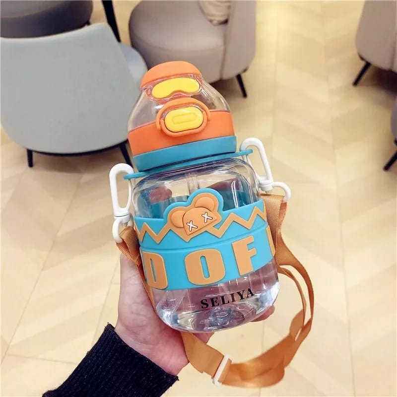 Botol Minum Anak Sekolah GOD Of LUCK 600ML / 2682 Ada Tali Botol Minum Sedotan 2 Fungsi