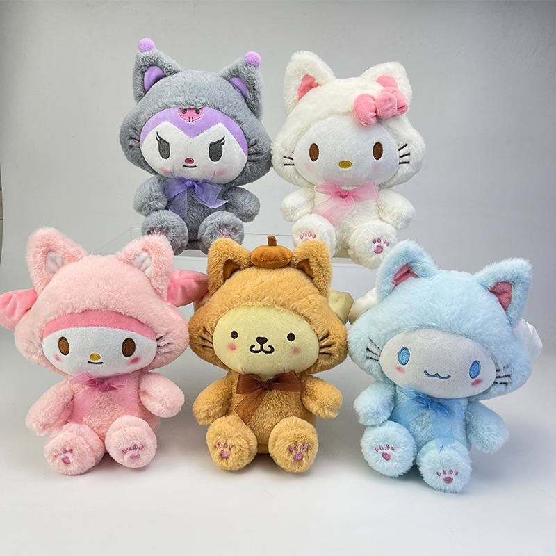 MAINAN BONEKA CINNAMOROLL MELODY KUROMI POMPOMPURIN HELLO KITTY KOSTUM KUCING PLUSH IMPOR