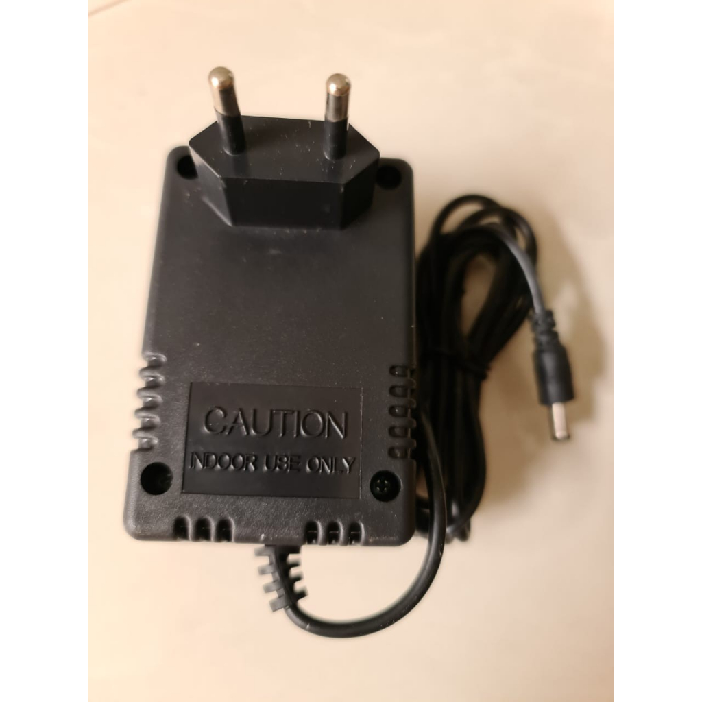 Adaptor untuk Efek Vocal Phonic DFX256