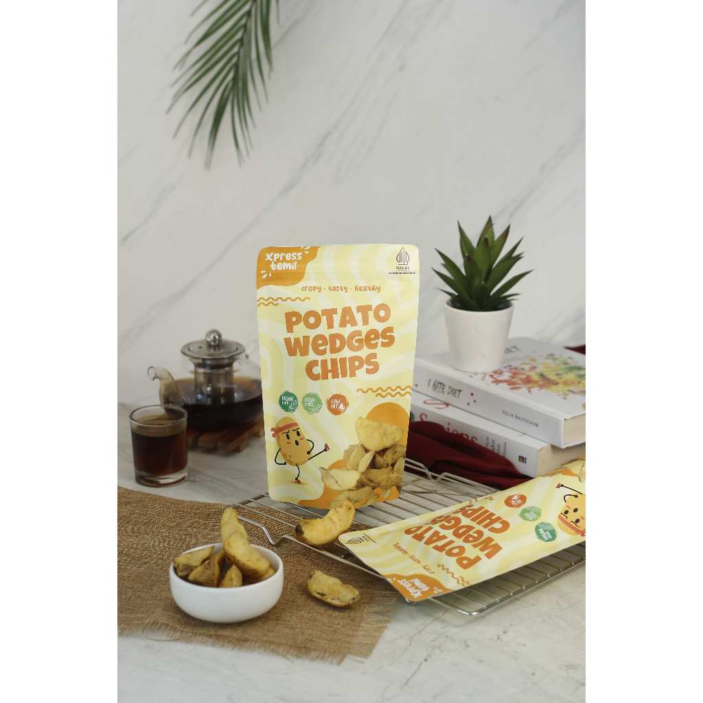 

KERIPIK KENTANG WEDGES KEMASAN POUCH/ POTATO WEDGES CHIPS