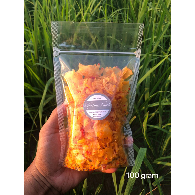 

Keripik singkong renyah dan gurih, pedas sedengan kemasan 100 gram