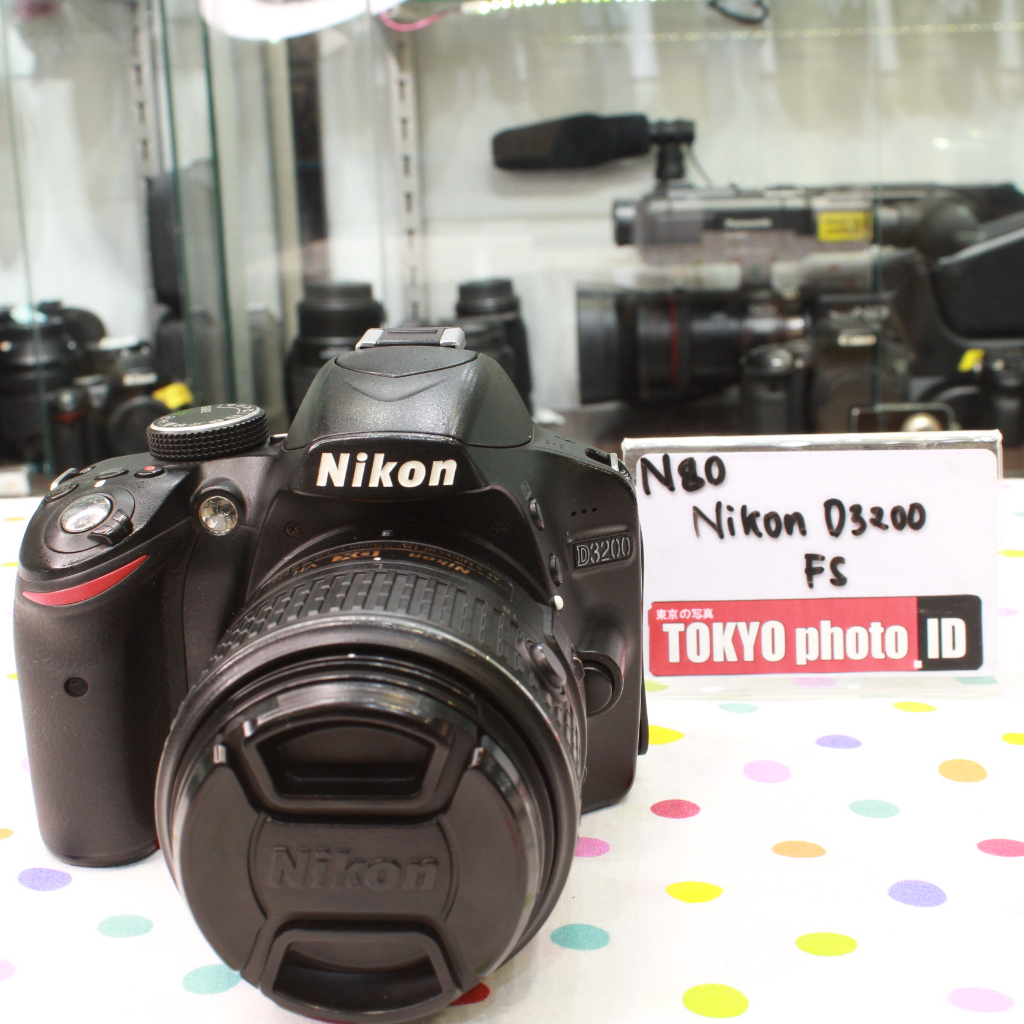Nikon D3200 Lensa Kit