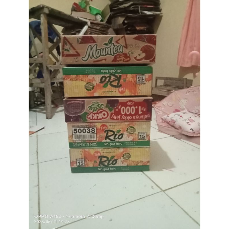

kardus /karton bekas minuman (33x22x11)