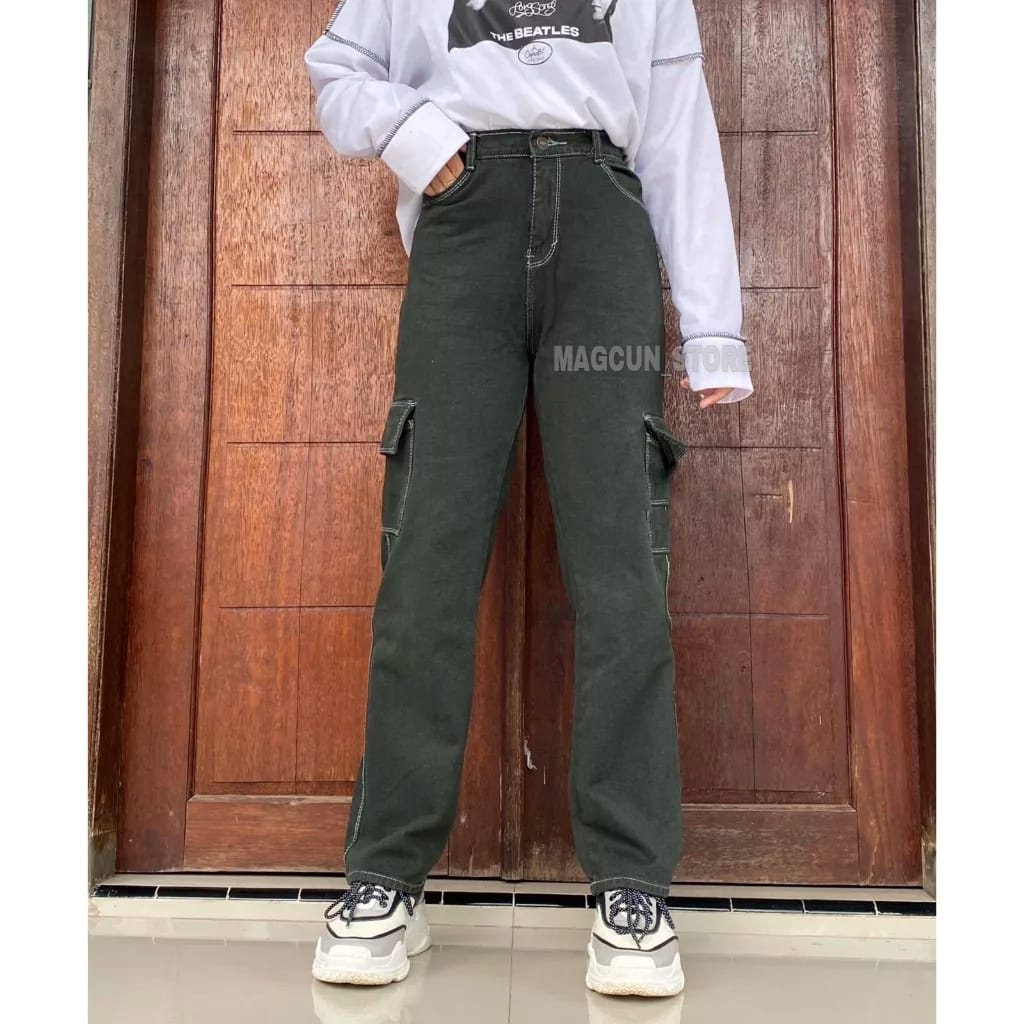MAGCUN - CELANA HIGHWAIST CARGO JEANS WANITA LOOSE 27-30