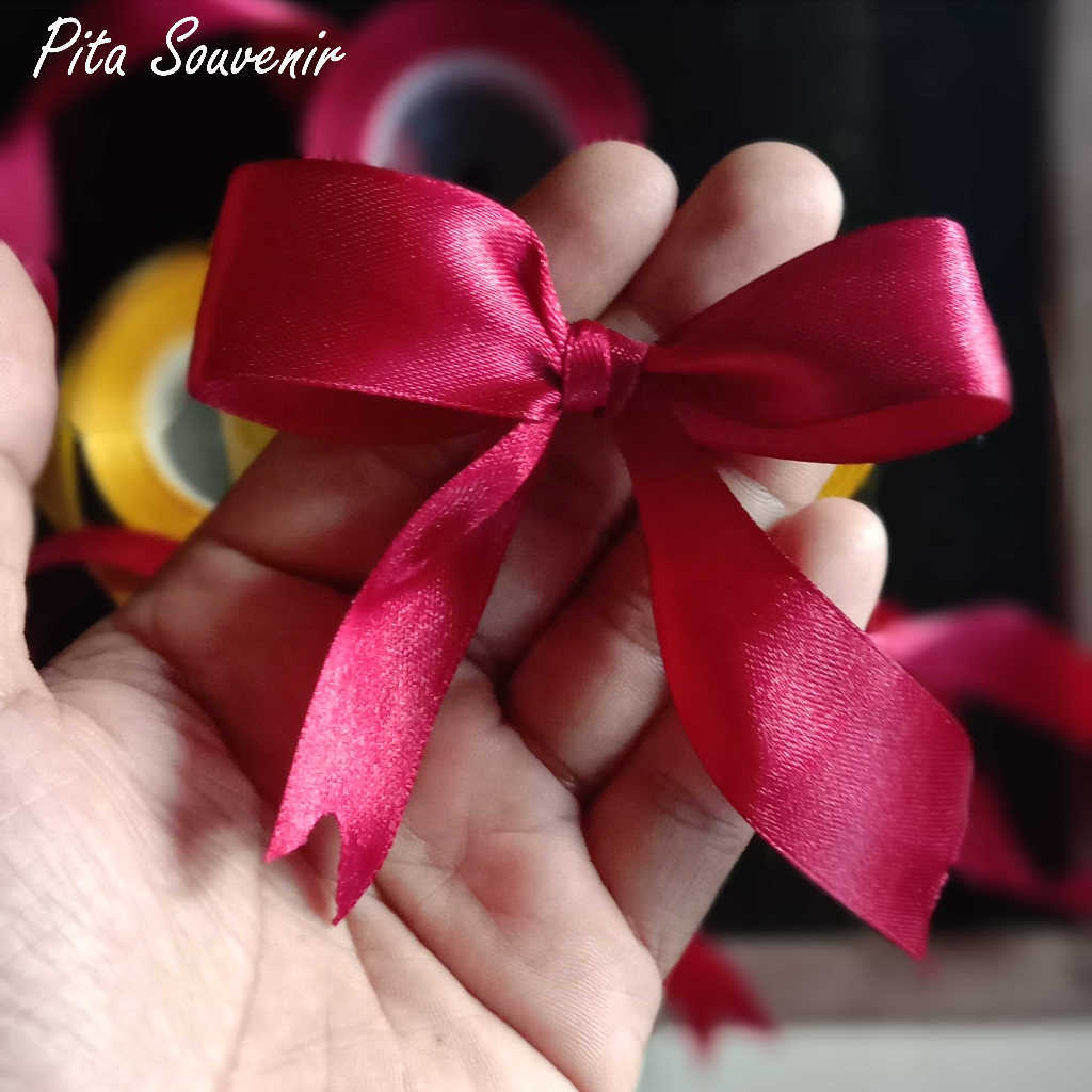 

Pita Souvenir Hampers Kado Model Kupu Kupu Bahan Satin