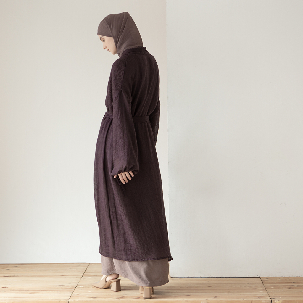 Kania Outer by Aska Label