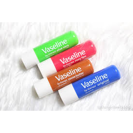 ✿ELYSABETHME✿  Vaseline STICK lip blam therapy untuk bibir kering dan hitam