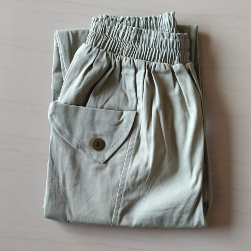 CELANA BEGGY 7/9,,CELANA KEKINIAN//CELANA BEGGY PANT//CELANA TWILL ORIGINAL