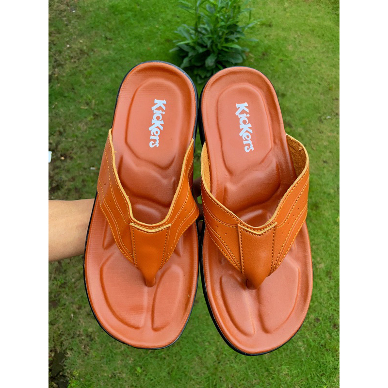 SANDAL KICKERS PRIA SANDAL PRIA SANDAL SLIDE SANDAL SLOP PRIA SANDAL KICKERS SLOP SANDAL JEPIT KICKERS SEPATU PRIA