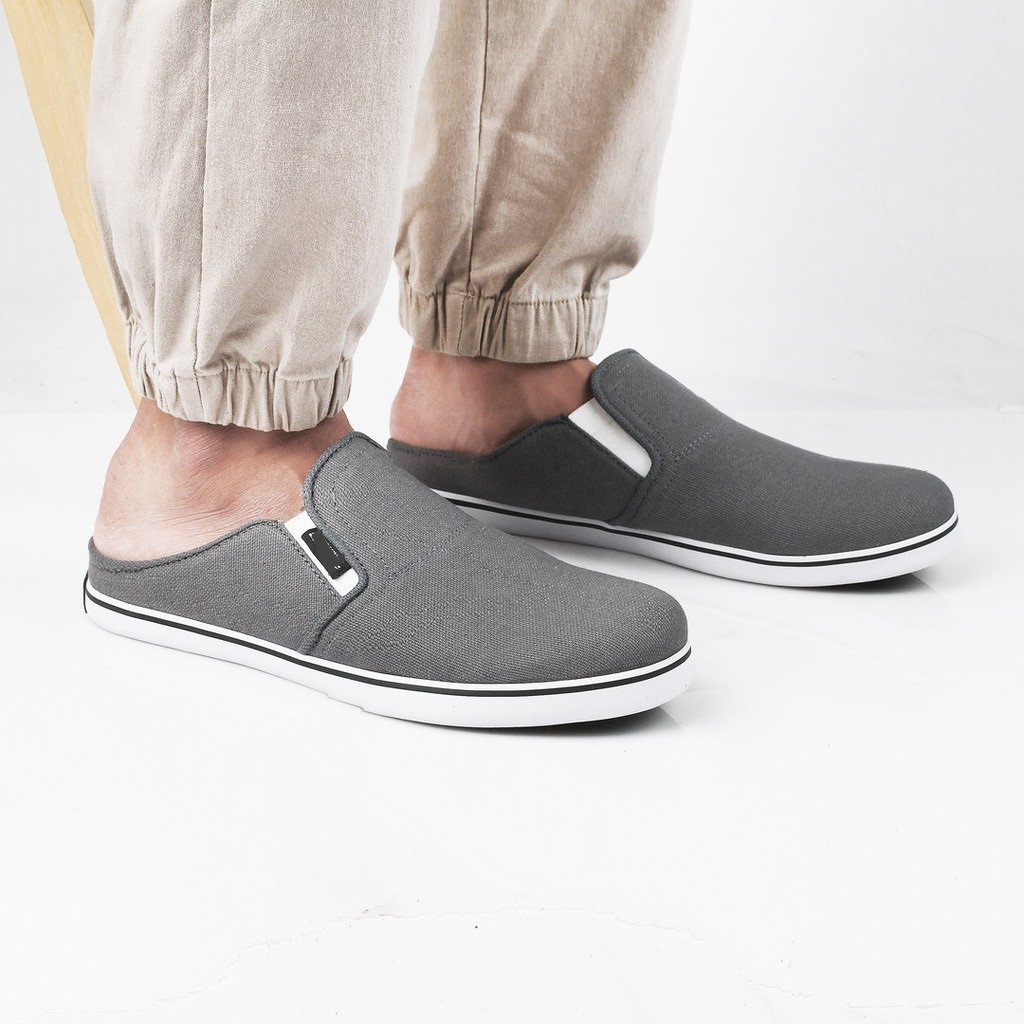 Sepatu sandal Pria Wanita Terbaru JNC 24