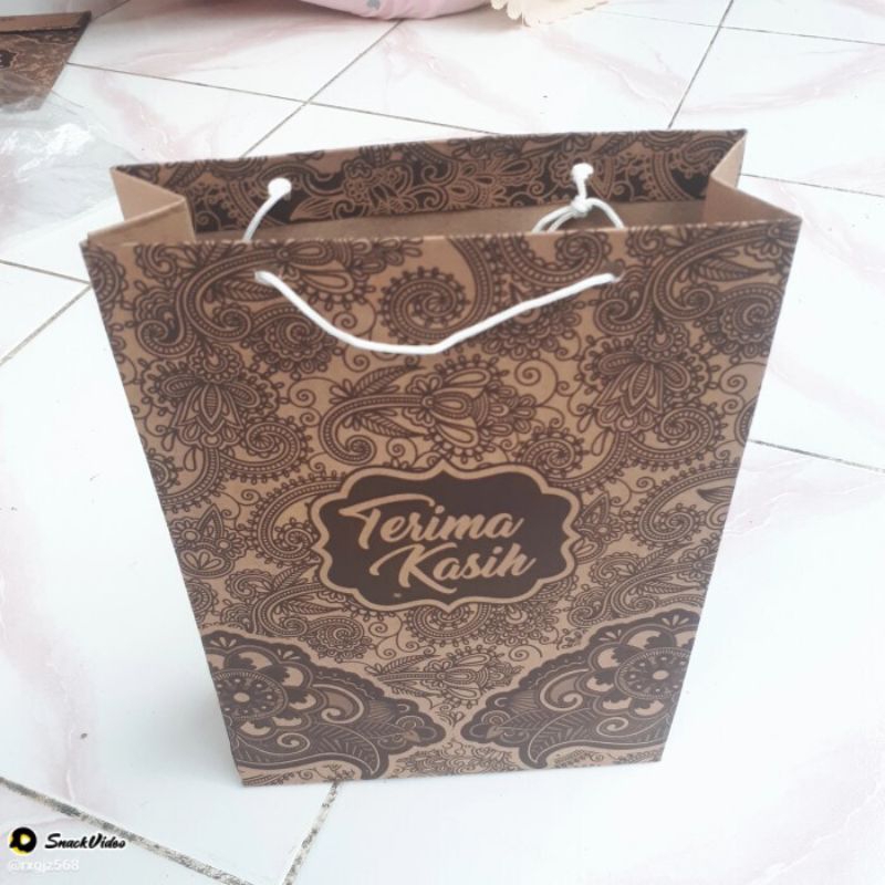 

100PCS PAPERBAG BATIK/TAS KERTAS MURAH