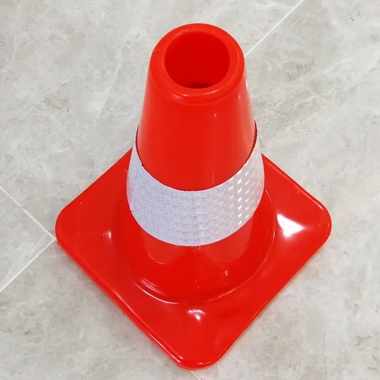 SAFETY TRAFFIC CONE ORANGE MINI 30 CM KERUCUT LALU LINTAS PEMBATAS JALAN SAFETY RUBBER COD MURAH