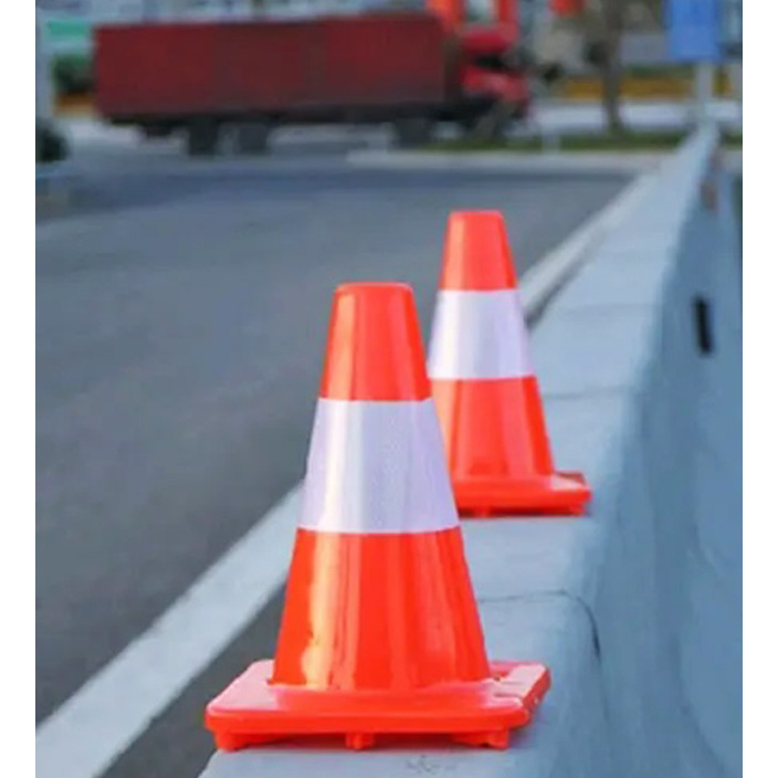 SAFETY TRAFFIC CONE ORANGE MINI 30 CM KERUCUT LALU LINTAS PEMBATAS JALAN SAFETY RUBBER COD MURAH