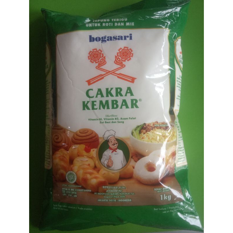 

Tepung Terigu Cakra Kembar Premium 1kg