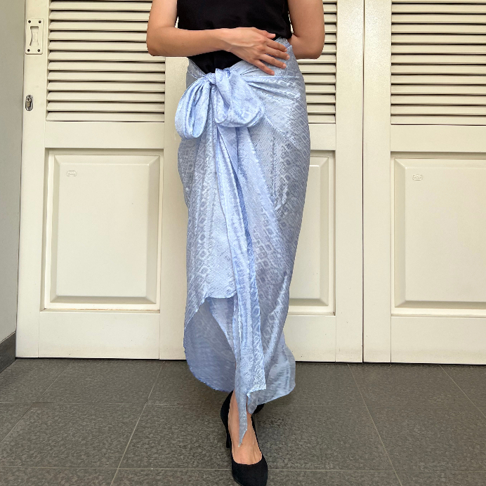 Preloved - Sarah Dewanto Rok Lilit