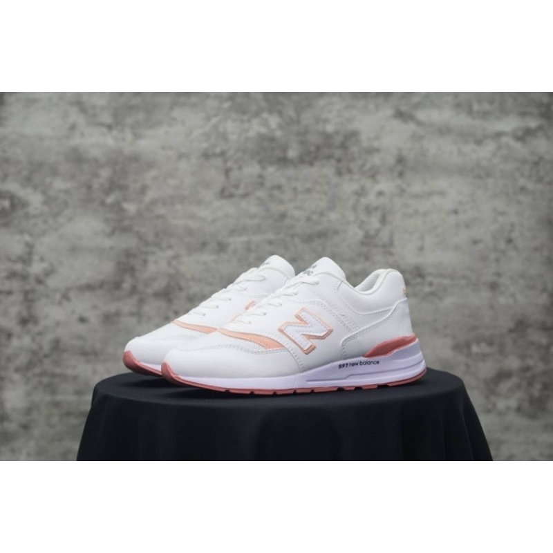 SEPATU SPORT KLASIK NB 997 CEWEK SIZE 37-40