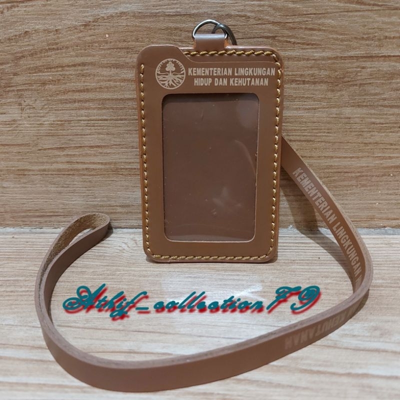 

Tempat Id Card Kulit Kementerian Lingkungan Hidup dan Kehutanan Holder Id Card KLHK