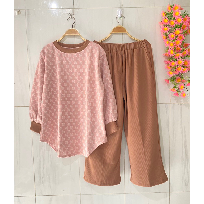 set yaameeca kaos knit Aster merk clarke motif setelan celana wanita setcel wanita