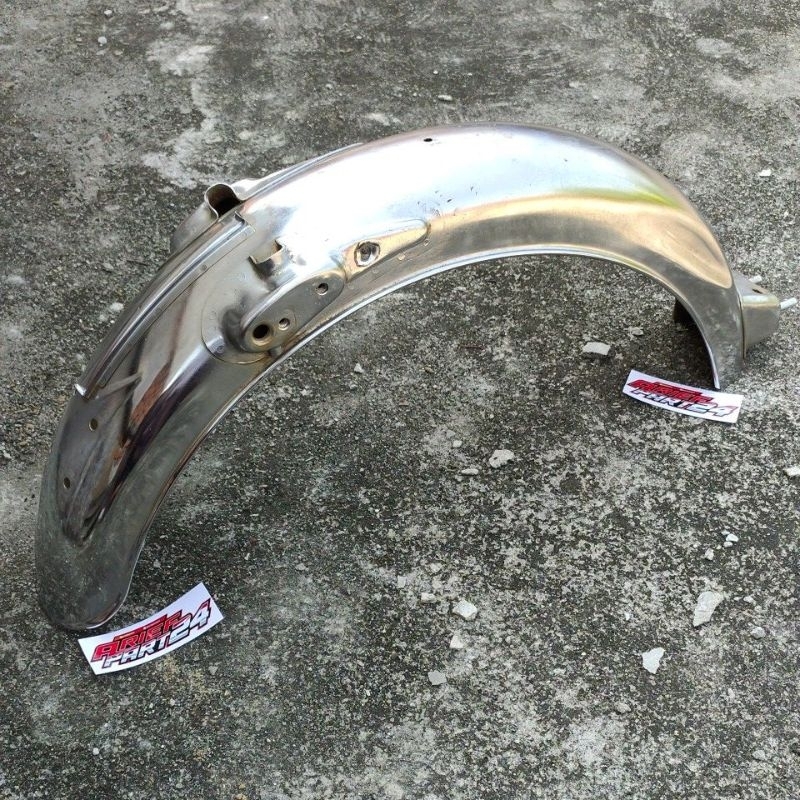 slebor belakang cb125 US original spakbor belakang original cb125 US version mulus