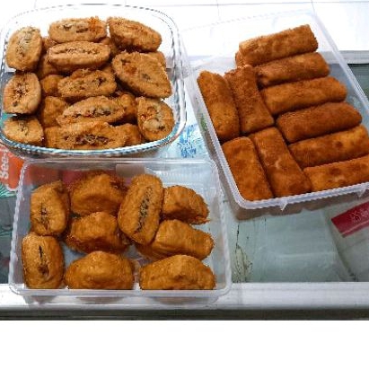 

ANEKA SNACK RISOLES, SOSIS SOLO, SERABI SOLO, TAHU SUTRA ISI By MAK IPUL teste garansi enak