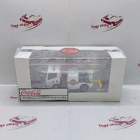 Tiny Coca-Cola ISUZU N Series Tow Truck