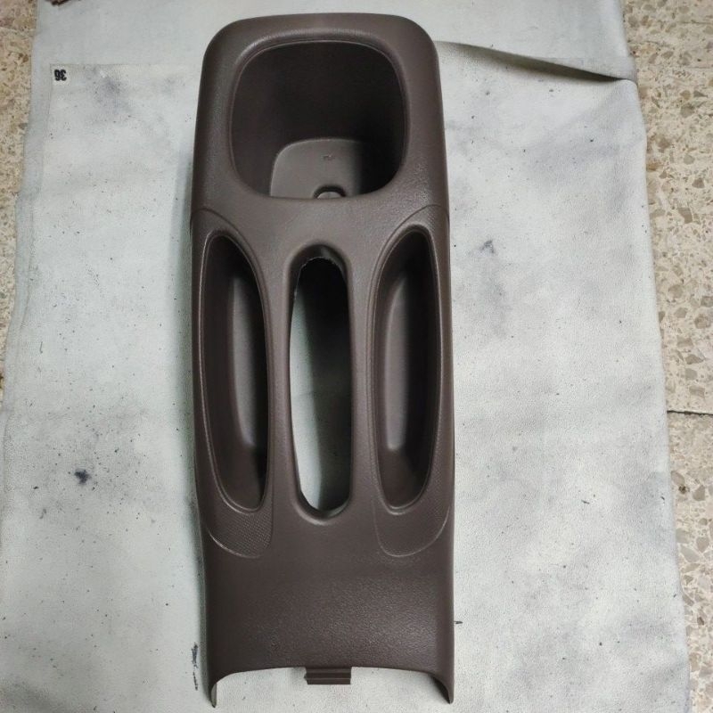 Titik_Emmbun Consule Consul Box Armrest Avanza Xenia 2004/2011