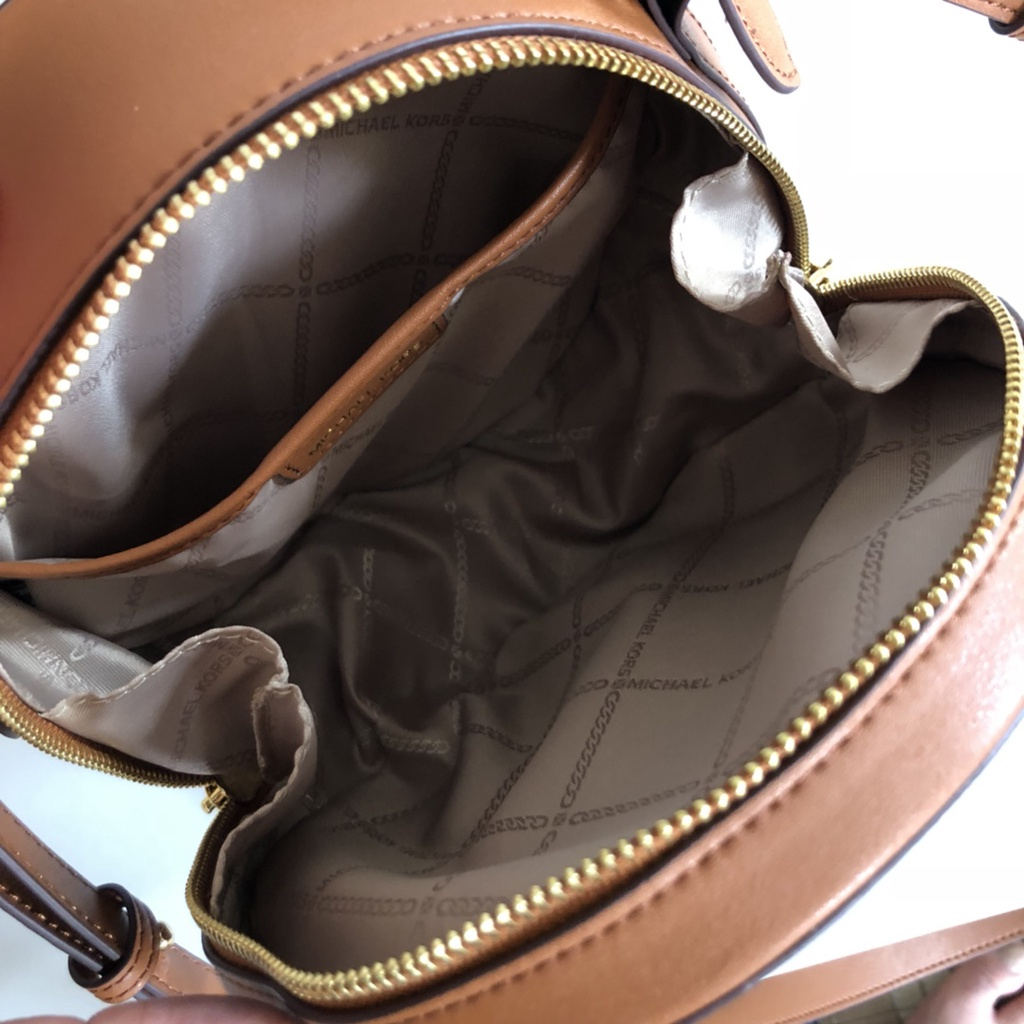 M-K 1088 Delaney Medium round messenger bag shoulder bag makeup bag