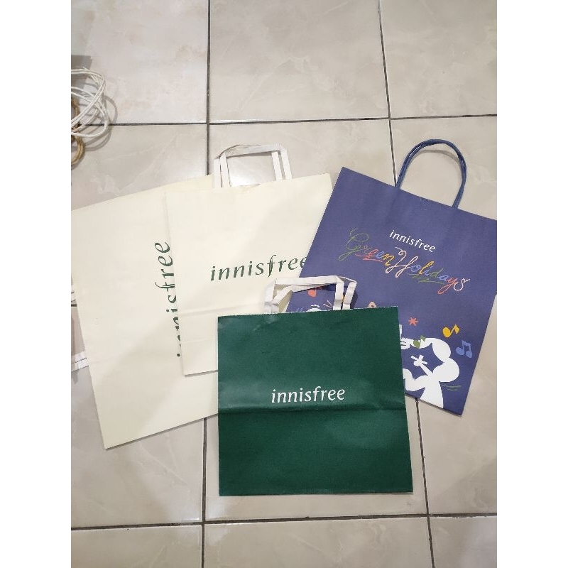 

Paper Bag Inisfree 4 PCS