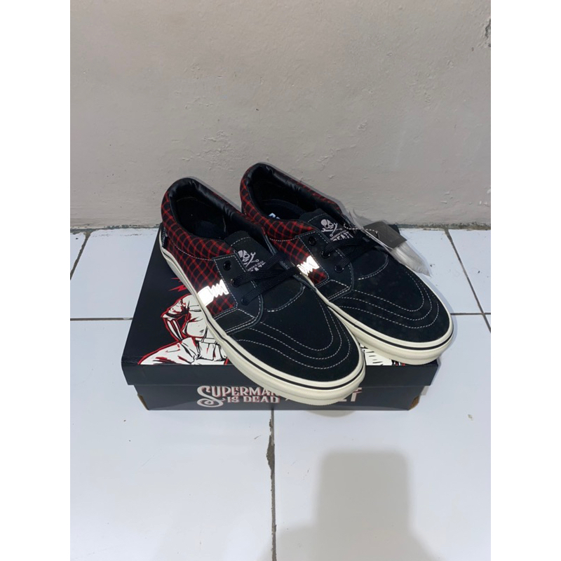 Beazt x Superman Is Dead