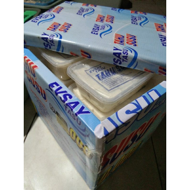 

TASU tahu susu isi 10 box @750ml